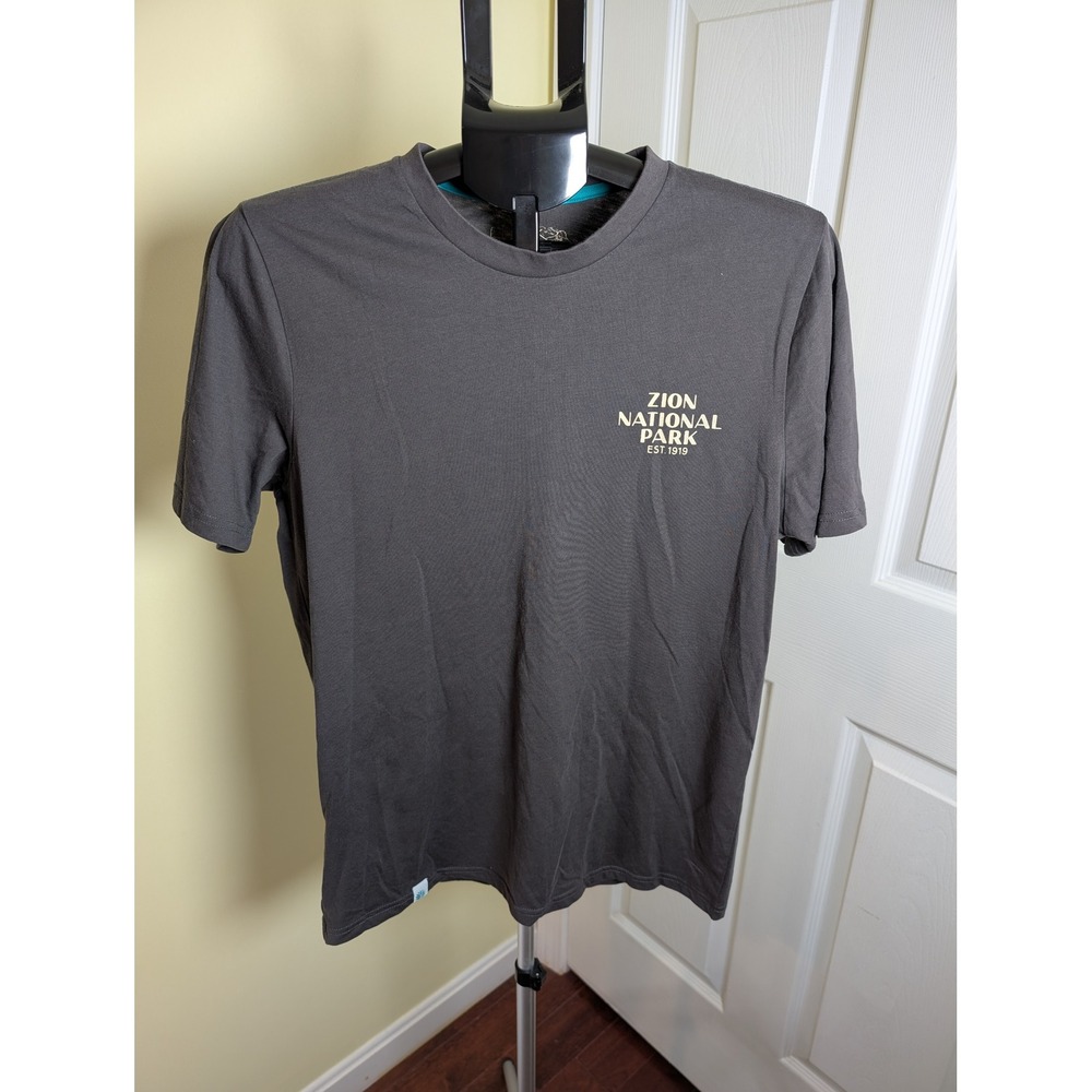 Sendero Provisions Co Zion National Park T-Shirt Mens M Gray Hiking Graphic Tee